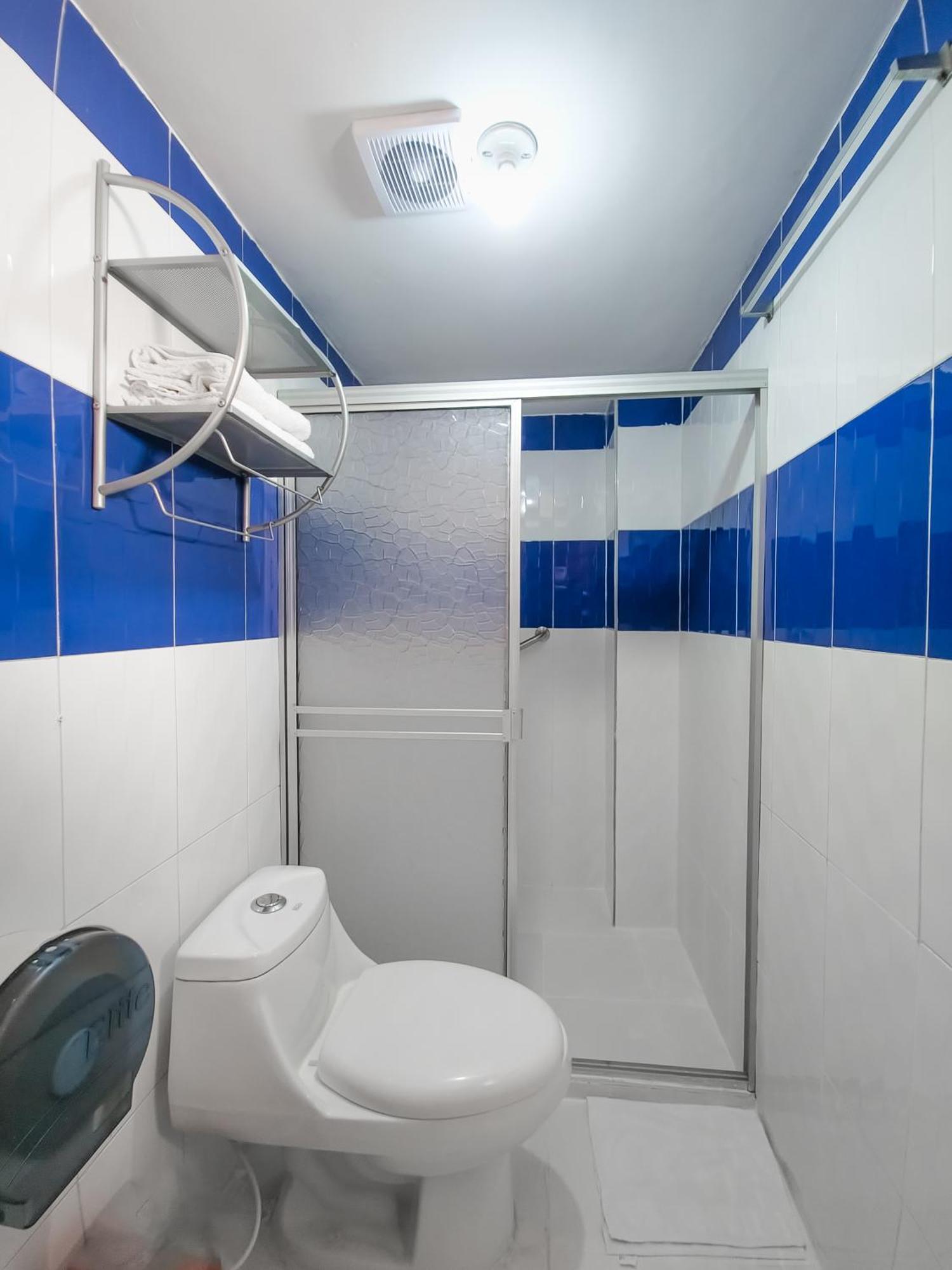 Hotel Avenida 3 Real En El Norte De Cali Kültér fotó